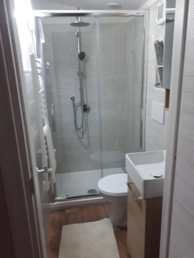 Domus Claudio Garden - Monolocale Con Giardino Privato Apartment Fiumicino