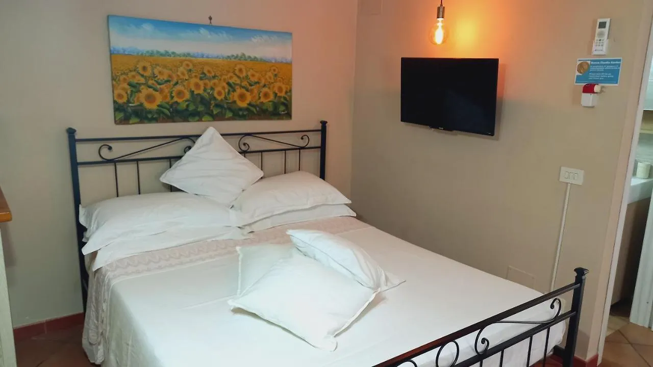 Domus Claudio Garden - Monolocale Con Giardino Privato Apartment Fiumicino